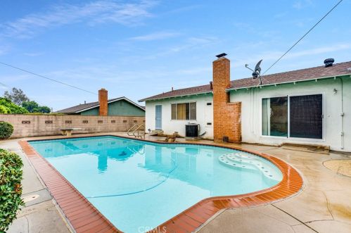 444 Rimhurst Ave, Covina CA 91724-2836 exterior