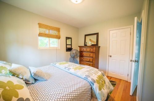 46 King Philip Rd, South Kingstown RI  02882-1102 exterior