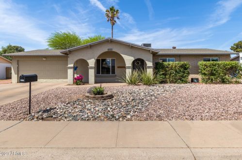 12224 47th Dr, Glendale, AZ 85304-2202