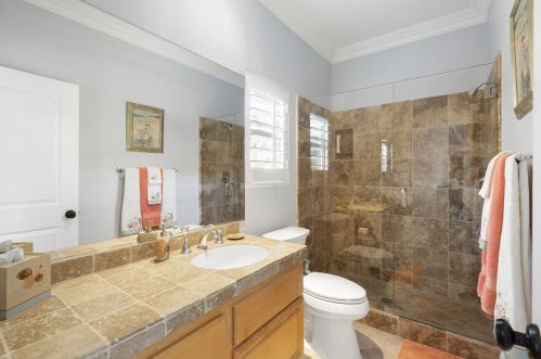 150 Kavenish Dr, Rancho Mirage CA  92270-3228 exterior