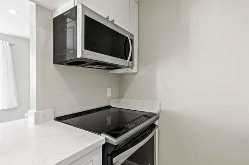 1117 Reed Ave, Sunnyvale, CA 94086-6891