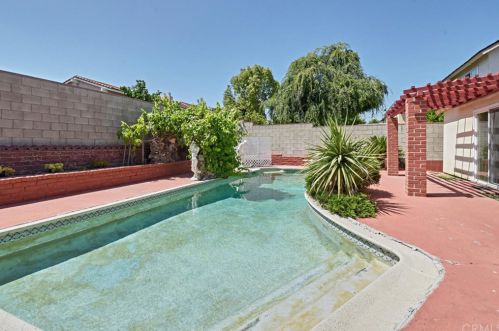 1502 Eagle Park Rd, City Of Industry CA  91745 exterior