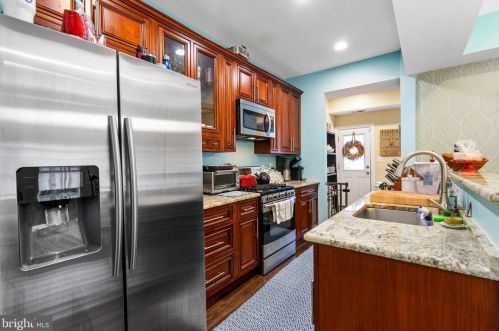 507 Lamont St, Washington DC  20010-2516 exterior