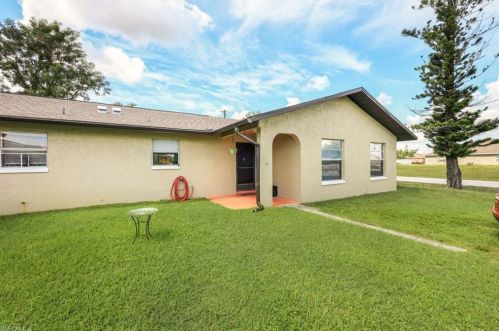 602 3rd Ct, Cape Coral, FL 33991-2540