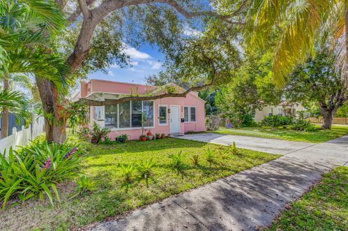 504 39th St, West Palm Beach, FL 33407-4108