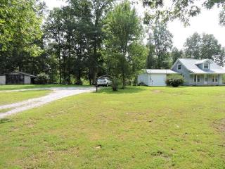 7044 Murfreesboro Hwy, Manchester, TN 37355-5207