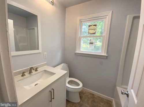 364 Adrian Rd, Collegeville PA  19426-1602 exterior