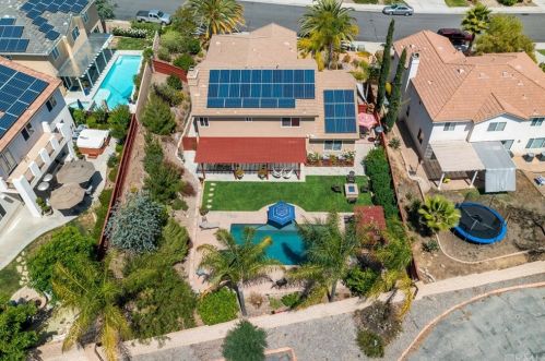 39601 Parkview Dr, Temecula CA  92591-7229 exterior