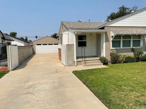 7615 Oak Park Ave, Van Nuys, CA 91406-2120