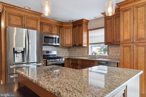 336 2 St, Florence NJ  08518-1401 exterior