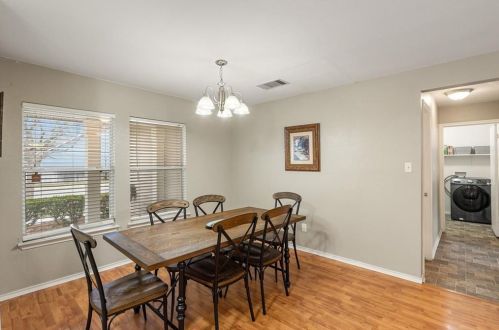 1061 Canterbury Trl, Georgetown TX  78626-8034 exterior