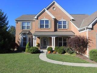 6874 Stonehedge Cir, Loveland, OH 45140-6063