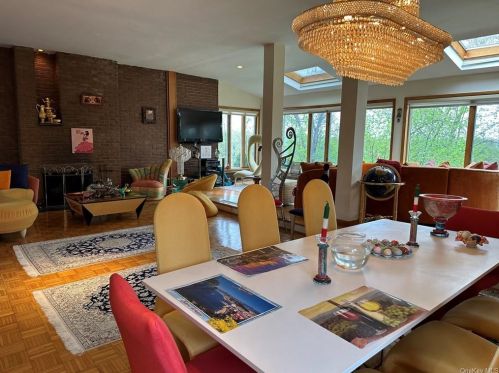 26 Nantucket Pl, Scarsdale NY  10583-4720 exterior