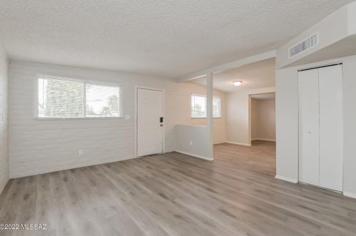 5872 Aldorn Dr, Tucson AZ  85706-4904 exterior