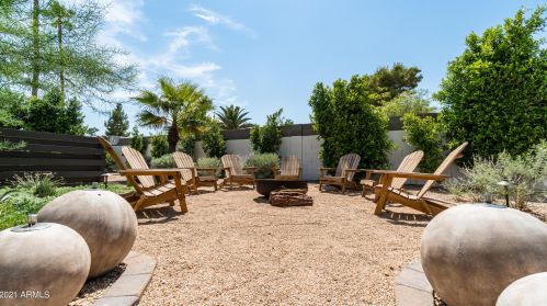 5851 Sharon Dr, Scottsdale AZ  85254-3725 exterior