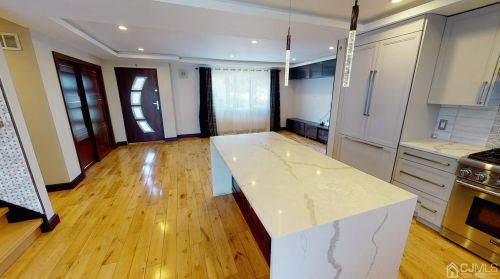 33 Berkshire Rd, Old Bridge NJ  08857-1601 exterior