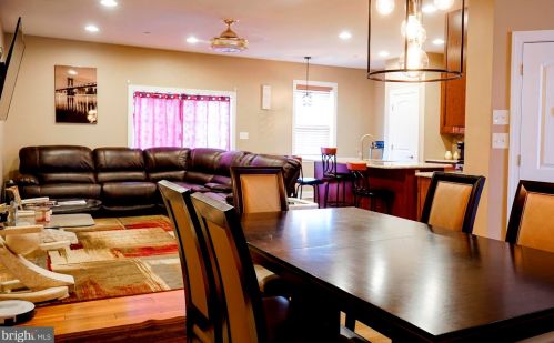 3566 Muirwood Dr, Newtown Square PA  19073 exterior