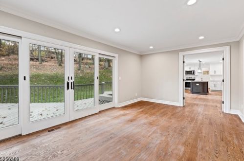 37 Tara Ln, Montville Township NJ  07045-9699 exterior