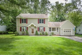 60 Liberty Rd, Bernardsville, NJ 07924-2709