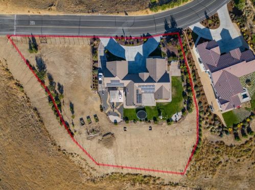 4025 Ashford Cir, Hollister CA  95023-8966 exterior