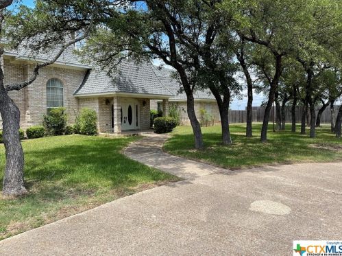 1811 Robertson Ave, Copperas Cove, TX 76522-4407