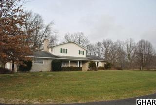14 Springview Rd, Carlisle, PA 17015-9460