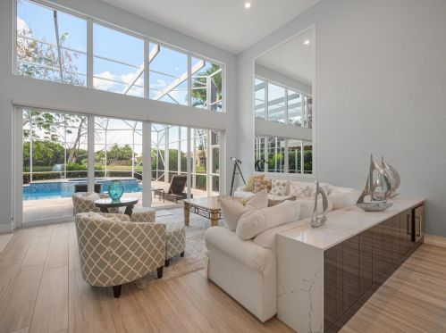 105 Emerald Key Ln, West Palm Beach, FL 33418-4022