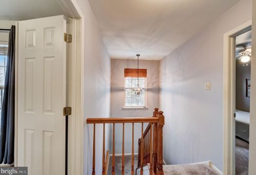 708 Thornhill Dr, Collegeville PA  19426-3955 exterior