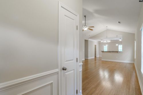 272 Tufton Ct, Cayce-West Columbia SC  29033-2752 exterior