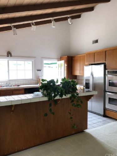 2505 Via Carrillo, Palos Verdes Estates, CA 90274-2720