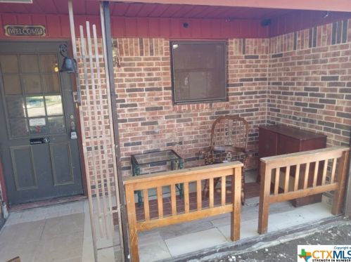 112 Cottonwood Dr, Copperas Cove, TX 76522-2609
