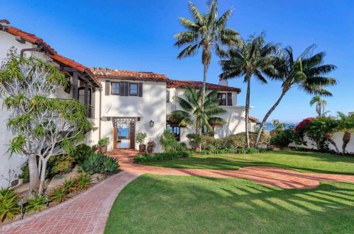 2900 Nichols St, San Diego CA 92106-3426 exterior