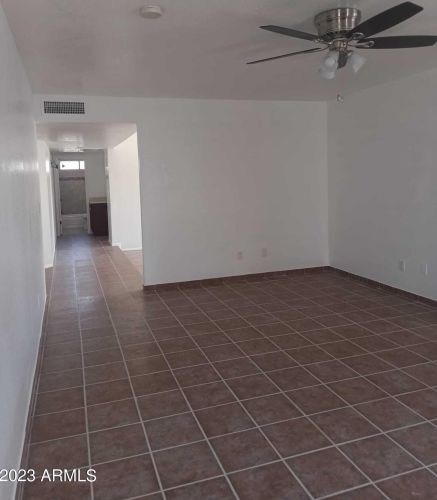 8115 Mclellan Rd, Glendale, AZ 85303-3212