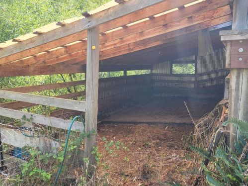 3431 Burnside Rd, Sebastopol CA  95472-9139 exterior