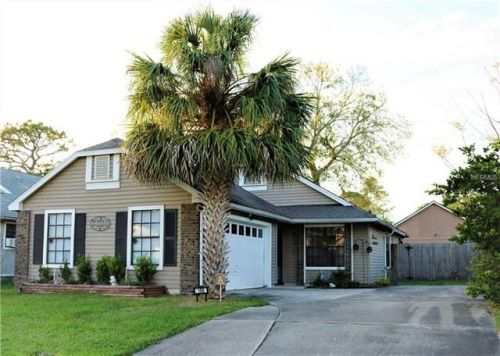 188 Lakeside Cir, Sanford, FL 32773-4516