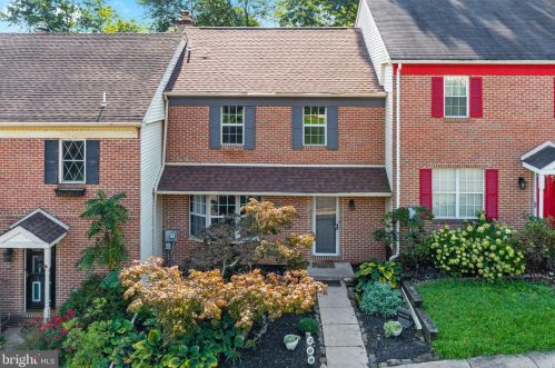 209 Zieglerville Rd, Collegeville, PA 19473-2217