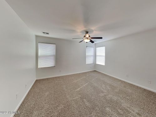 3387 Constitution Dr, Gilbert AZ  85296-7345 exterior