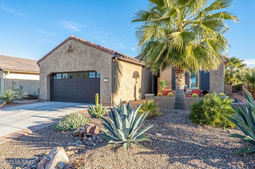 2235 Page Mill Dr, Green Valley, AZ 85614