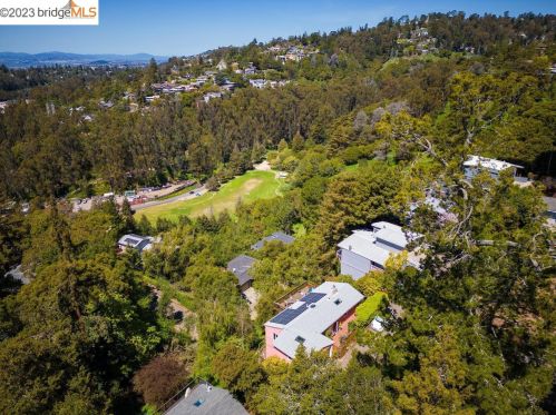 51 Chelton Ln, Oakland CA  94611-2514 exterior