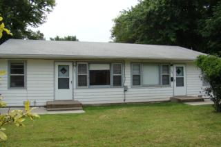 1203 Claflin Rd, Manhattan KS  66502-4616 exterior