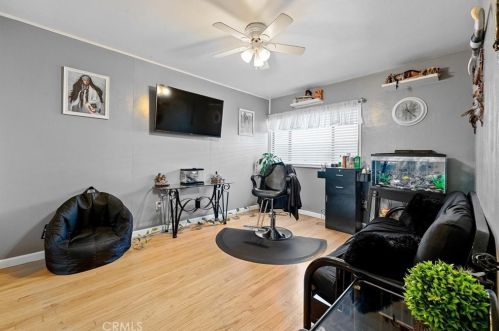 3160 Sierra Way, San Bernardino CA  92405-2543 exterior