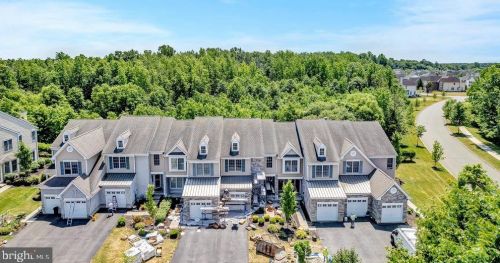 6 Caleb Ln, Princeton NJ 08540-6138 exterior