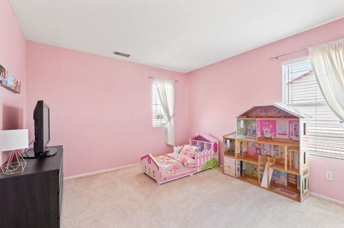 12607 Orangeblossom Ln, Riverside CA  92503-7059 exterior