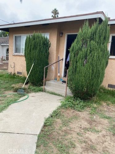 9545 Harrell St, Pico Rivera, CA 90660-1523