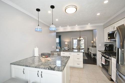 1417 Lexington Dr, Lawrence, PA 15055-1037