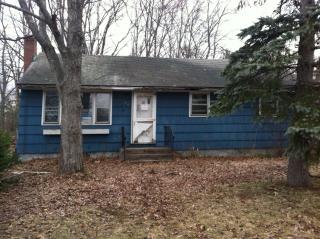 50 Eggleston St, Bloomfield, CT 06002-3249