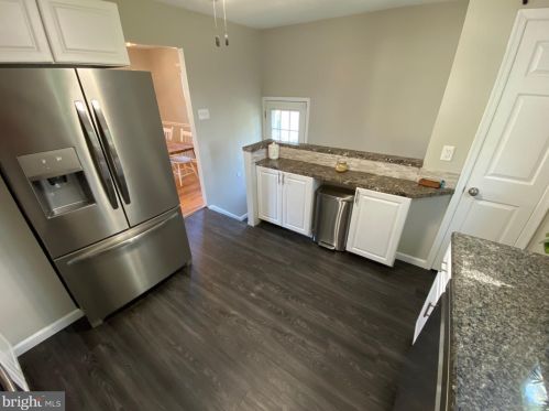 26 Auburn Dr, New Castle DE 19720-2305 exterior