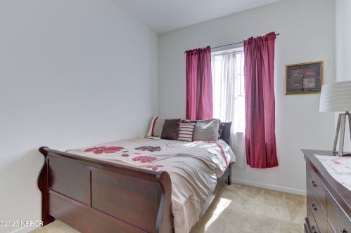 1345 Dolcetto Ln, Santa Maria CA  93458-6326 exterior