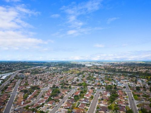 4753 Westridge Dr, Oceanside CA  92056-3003 exterior