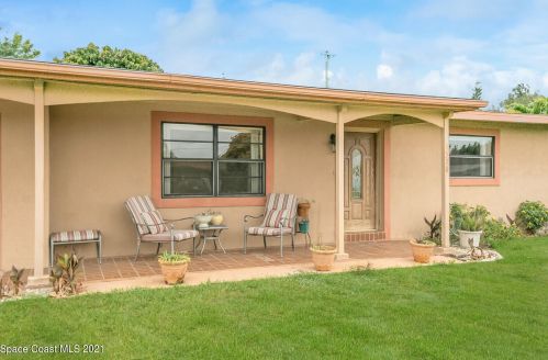1570 Plum Ave, Merritt Island, FL 32952-5850